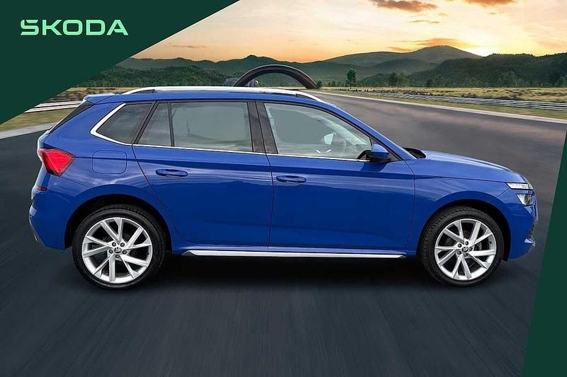 Used Skoda 110 R SE L Executive 81 HP (59 kW) 2023 Energy blue Estate