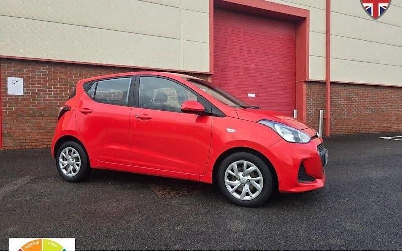 Used Hyundai i10 SE 67 HP (49 kW) 2020 Hatchback