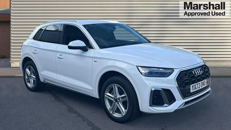 Ibis white Used 2023 Audi Q5 S-Line SUV | £32,392 (Good price) - Image 1/4