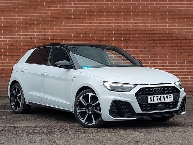Used Audi A1 Black Edition 95 HP (69 kW) 2025 White SUV