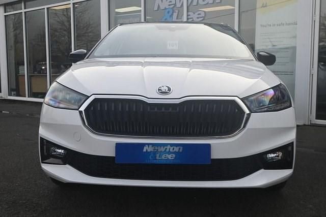 Used Skoda Fabia Colour Edition 80 HP (58 kW) 2023 White Hatchback