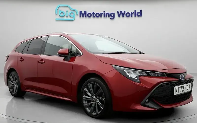 Used Toyota Corolla Design 184 HP (135 kW) 2022 Estate