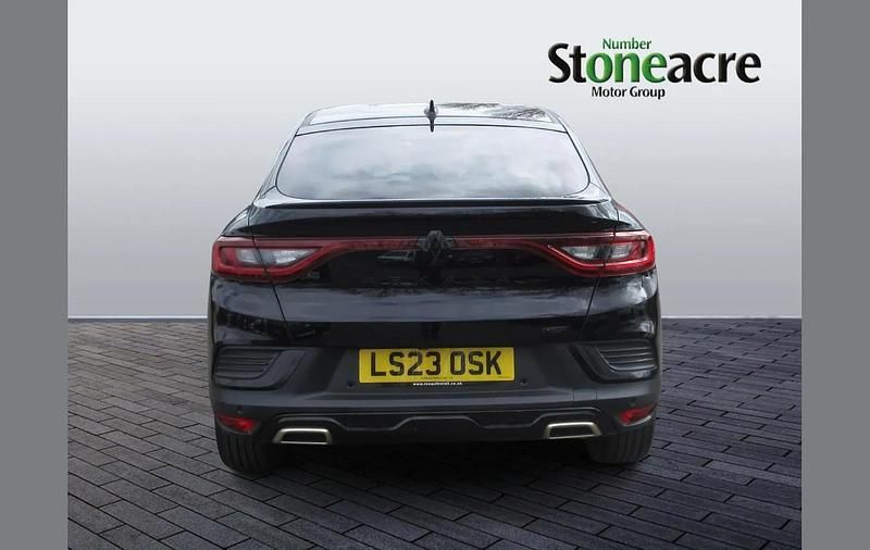 Used Renault Arkana Engineered 140 HP (102 kW) 2023 Black SUV