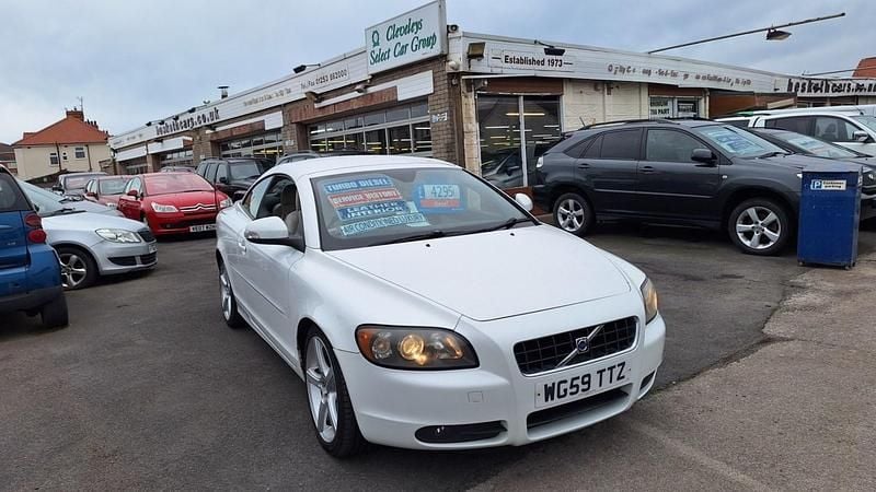 Used Volvo C70 134 HP (98 kW) 2010 White Cabriolet
