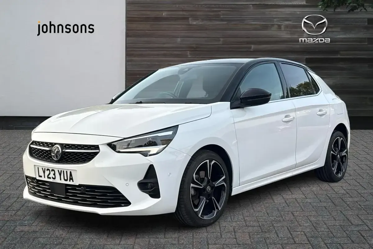 Used Vauxhall Corsa Ultimate 128 HP (94 kW) 2023 White Hatchback