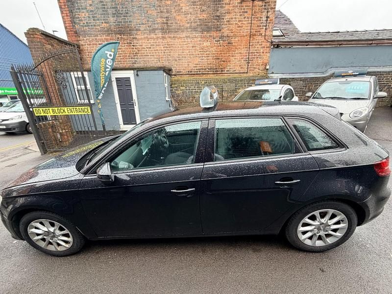 Used Audi A3 Comfort 2014 Black Hatchback