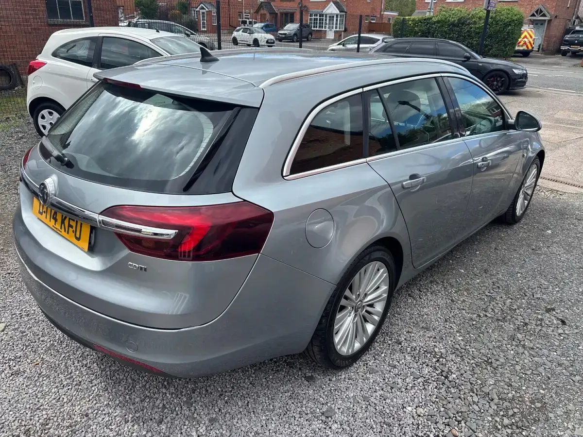Used Vauxhall Insignia 2014 Silver Estate