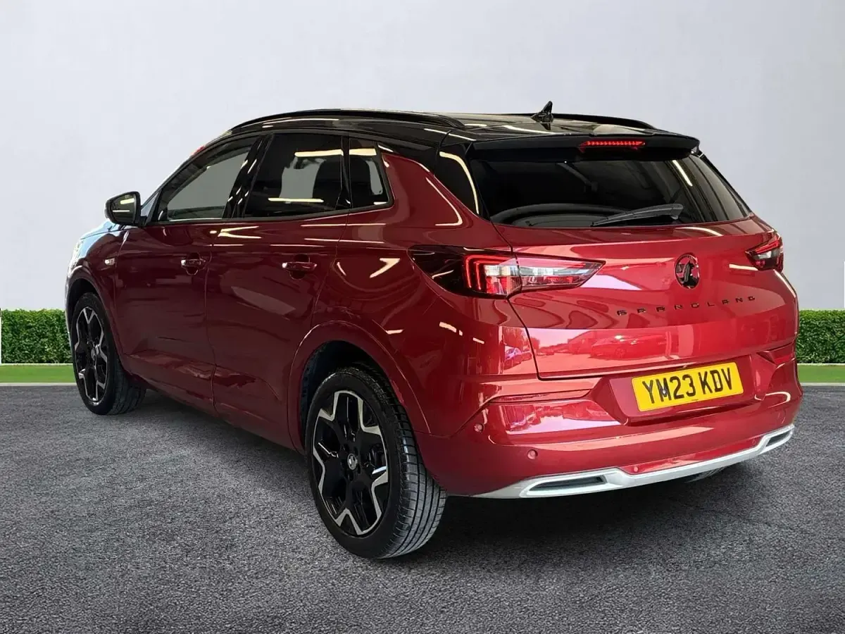 Used Vauxhall Grandland X Ultimate 130 HP (95 kW) 2023 Red SUV