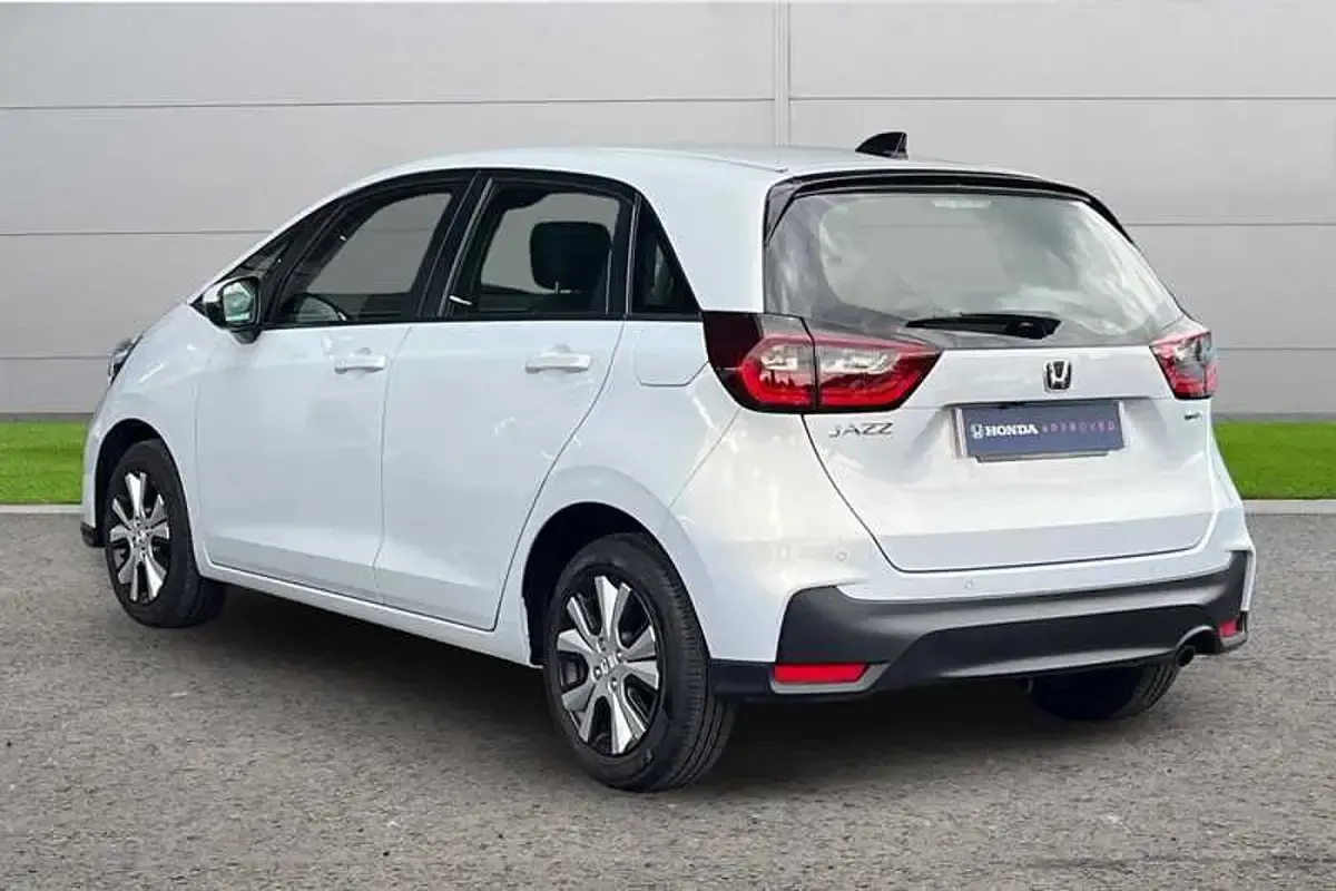 New Honda Jazz Elegance 122 HP (89 kW) 2025 White Hatchback
