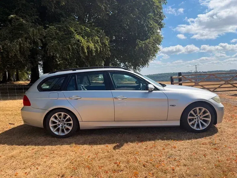 Used BMW 320 M Sport 174 HP (127 kW) 2008 Silver Estate