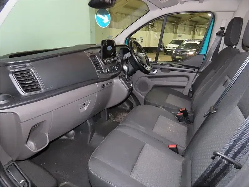 Used Ford Transit Custom Trend 130 HP (95 kW) 2022 Green Van