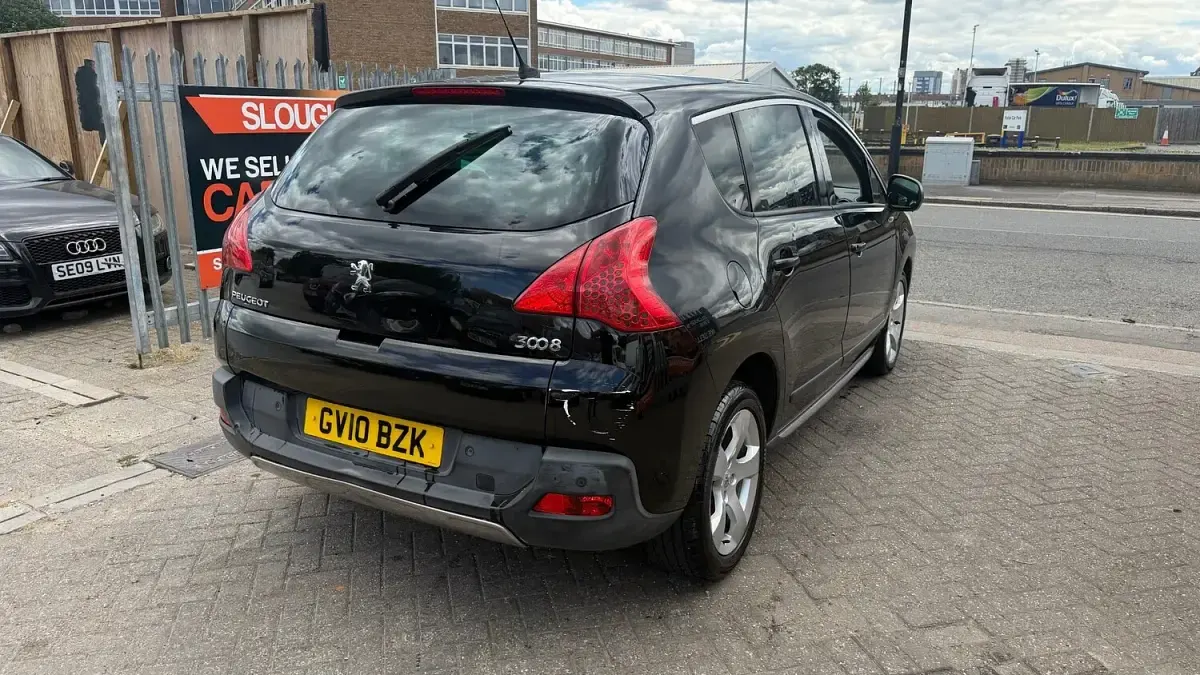 Used Peugeot 3008 112 HP (82 kW) 2010 Black Estate