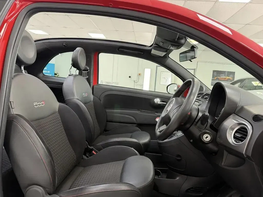 Used Fiat 500 S 85 HP (62 kW) 2013 Red Cabriolet