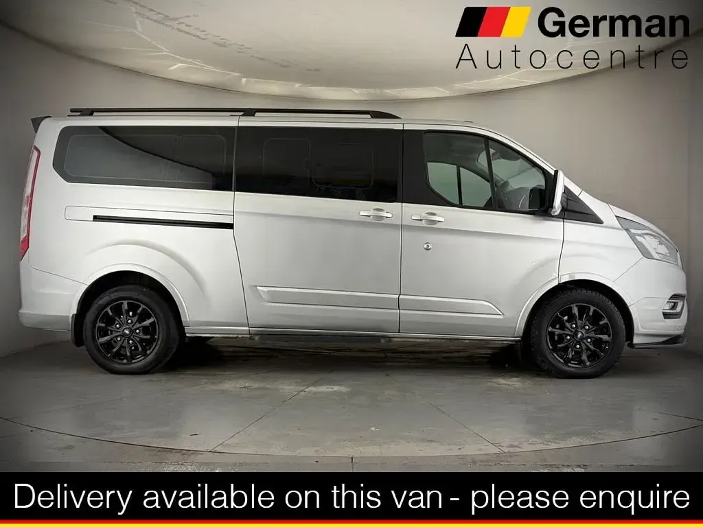 Used Ford Tourneo Custom Titanium 2022 Silver Van