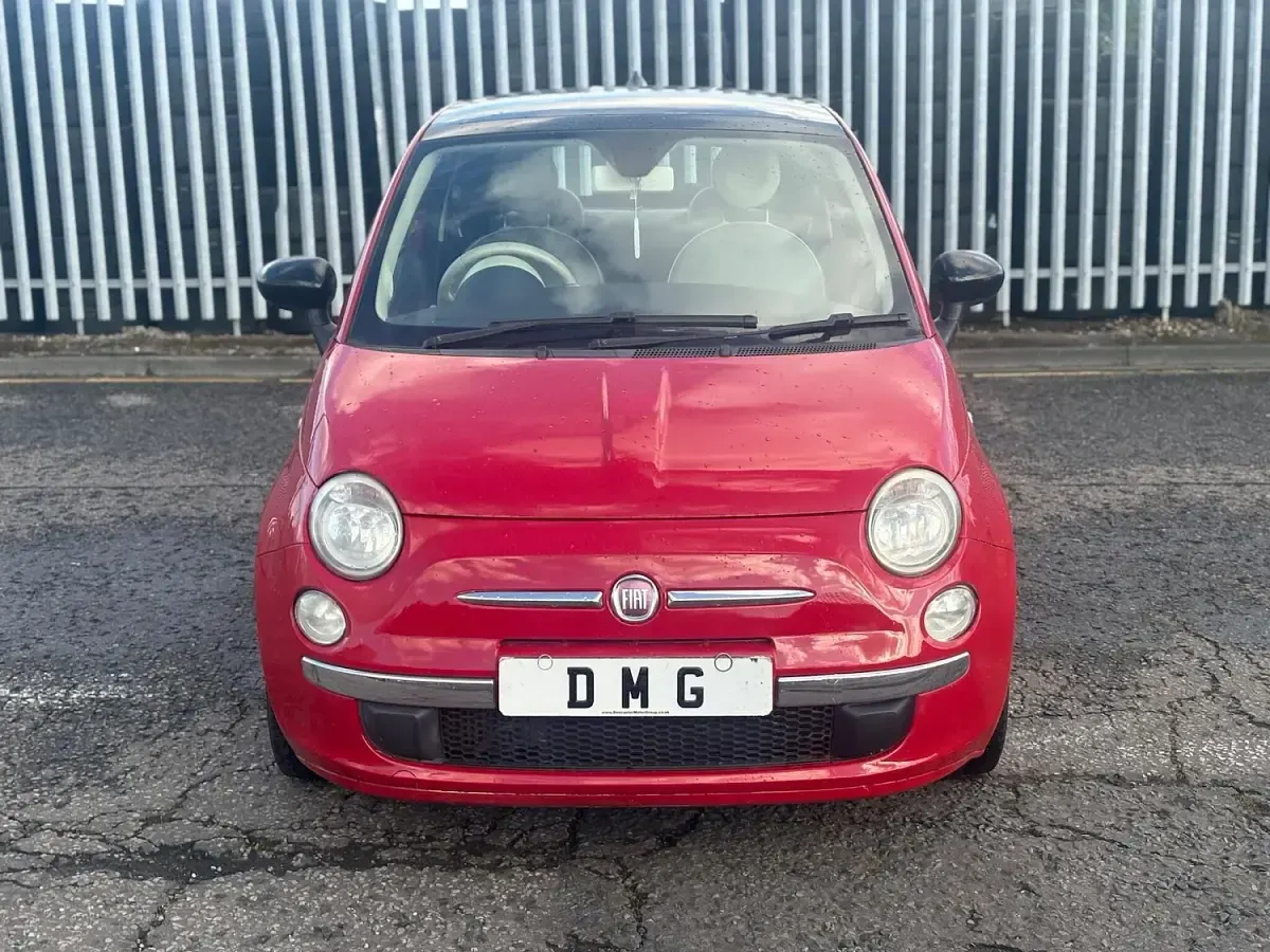 Used Fiat 500 Lounge 95 HP (69 kW) 2011 Red Hatchback