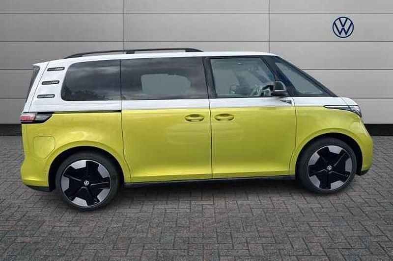 Used VW ID. Buzz Pro 150 kW (204 HP) 2024 White MPV