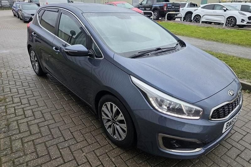 Blue Used 2016 Kia Ceed Hatchback | £5,995 (Fair price) - Image 1/1