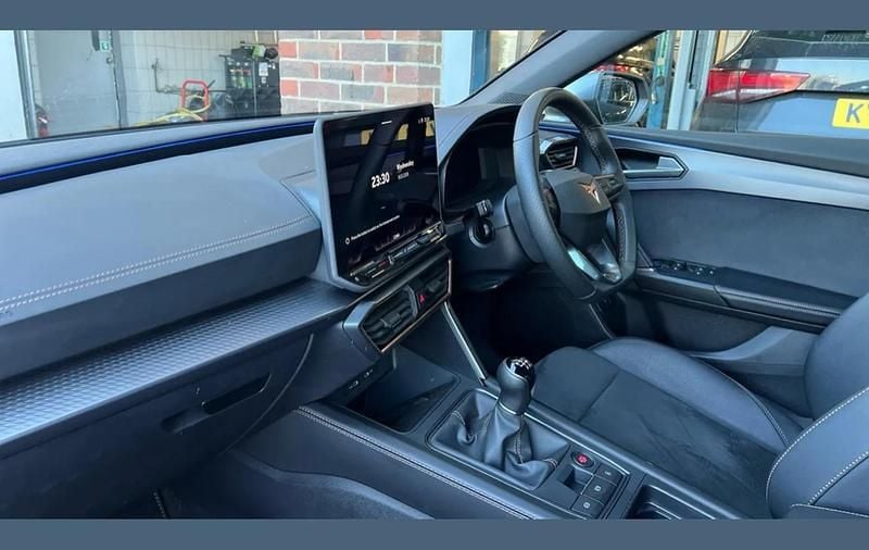 Used Cupra Leon 147 HP (108 kW) 2025 Black Estate