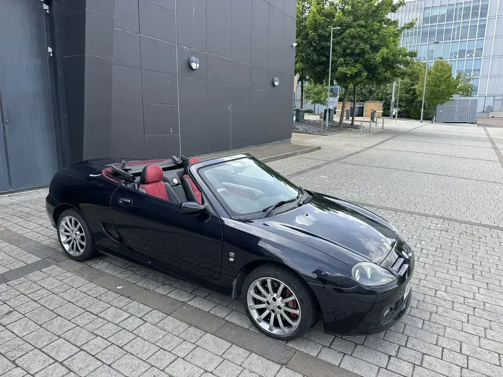Used MG TF 135 HP (99 kW) 2004 Black Cabriolet