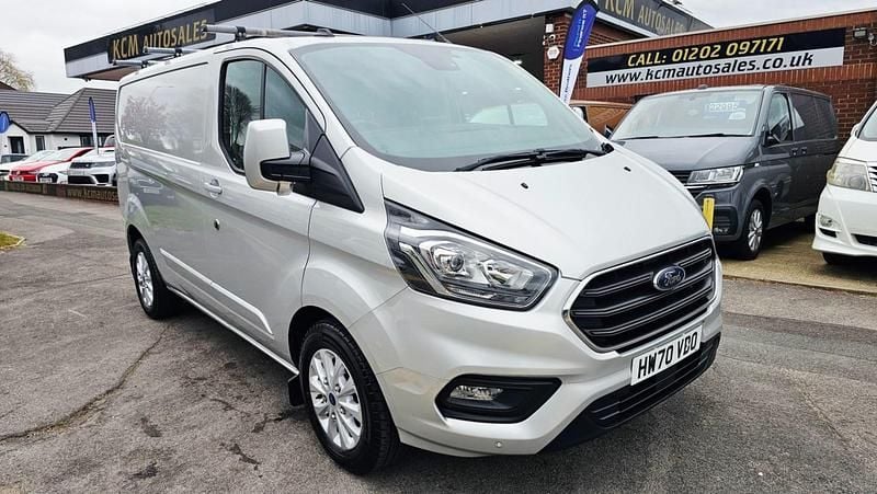 Used Ford Transit Custom Limited 130 HP (95 kW) 2020 Silver Van