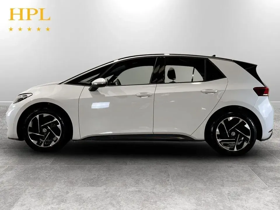 Used VW ID.3 Pro 150 kW (204 HP) 2023 White Hatchback