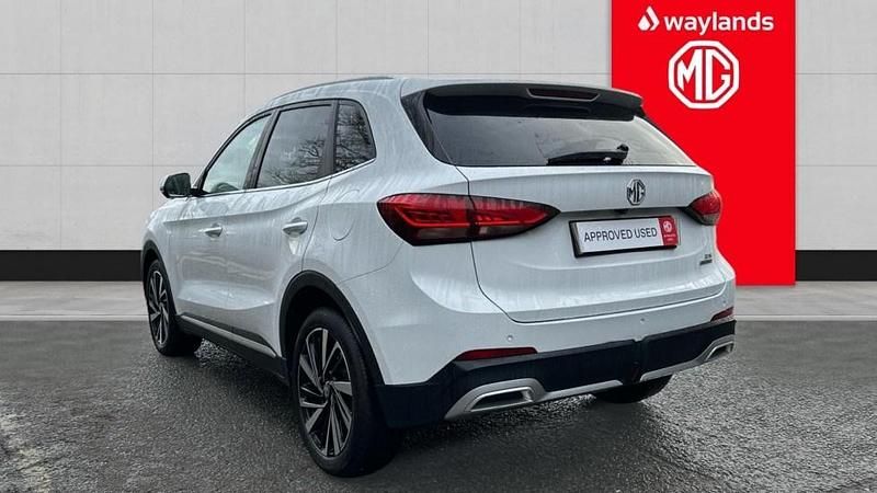 Used MG ZS Trophy 2025 White Hatchback