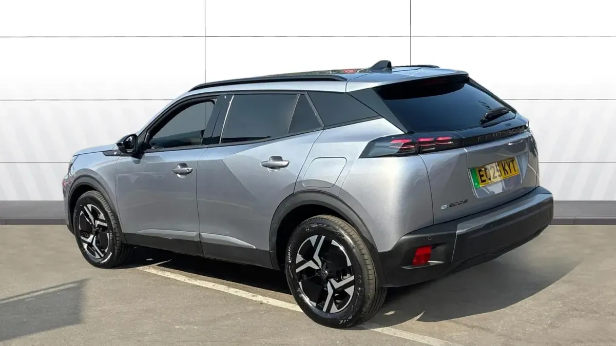 Used Peugeot 2008 Allure 100 kW (136 HP) 2025 Grey SUV