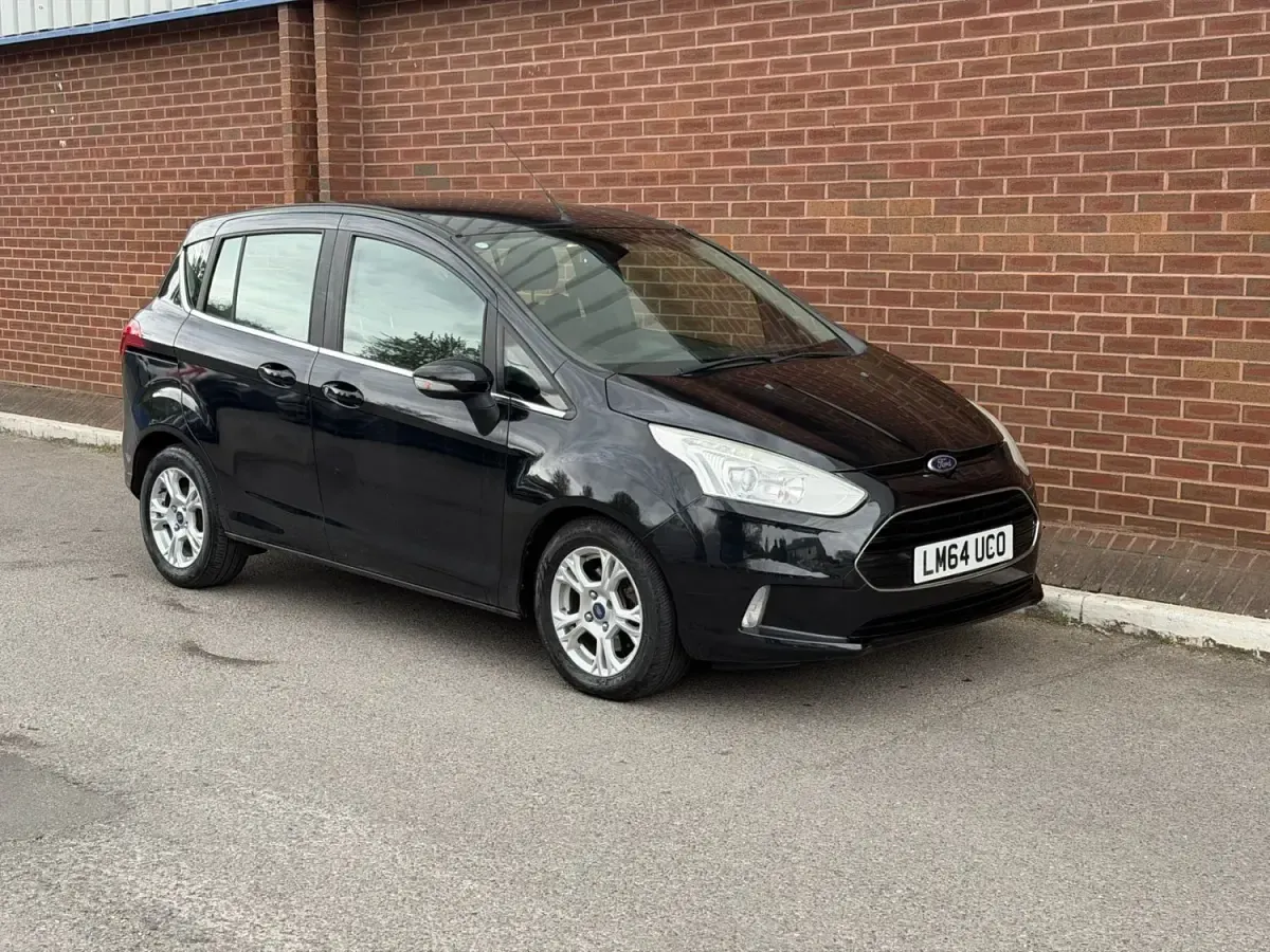 Second-hand Ford B-MAX Zetec 105 CP (77 kW) 2014 Negru Monovolum