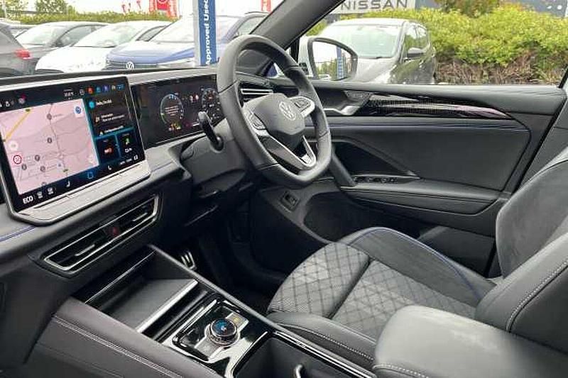 Image 2/4