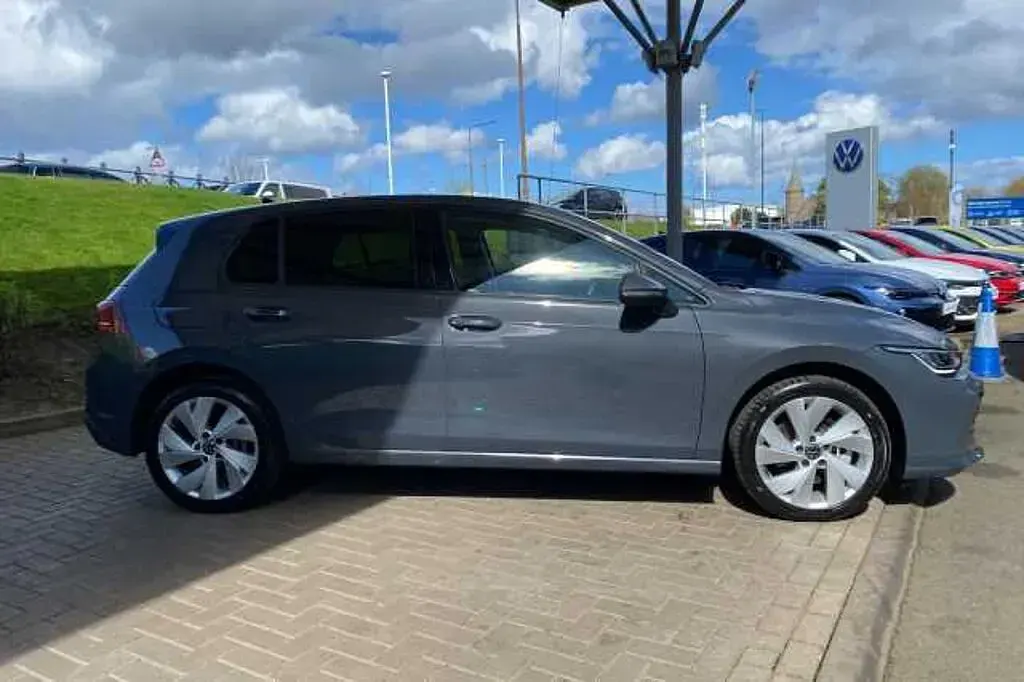 Used VW Golf VIII Match 204 HP (150 kW) 2025 Grey Hatchback