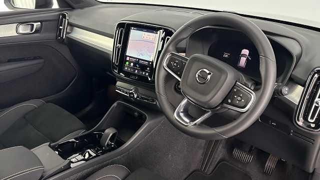 Used Volvo XC40 Plus 161 HP (118 kW) 2026 SUV