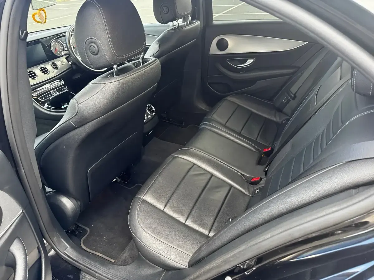 Used Mercedes E220 SE 2017 Black Sedan