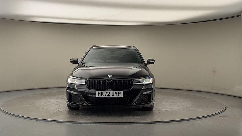 Used BMW 520 M Sport 2022 Sapphire black Estate