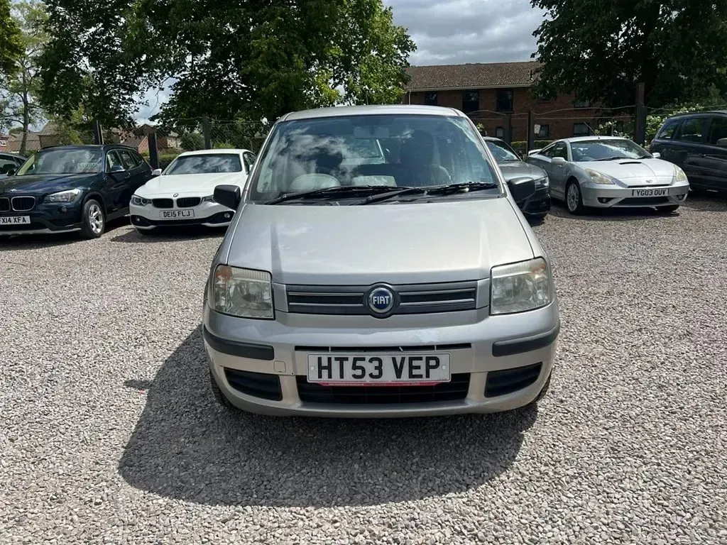 Usado Fiat Panda Dynamic 60 HP (44 kW) 2004 Cinzento Citadino