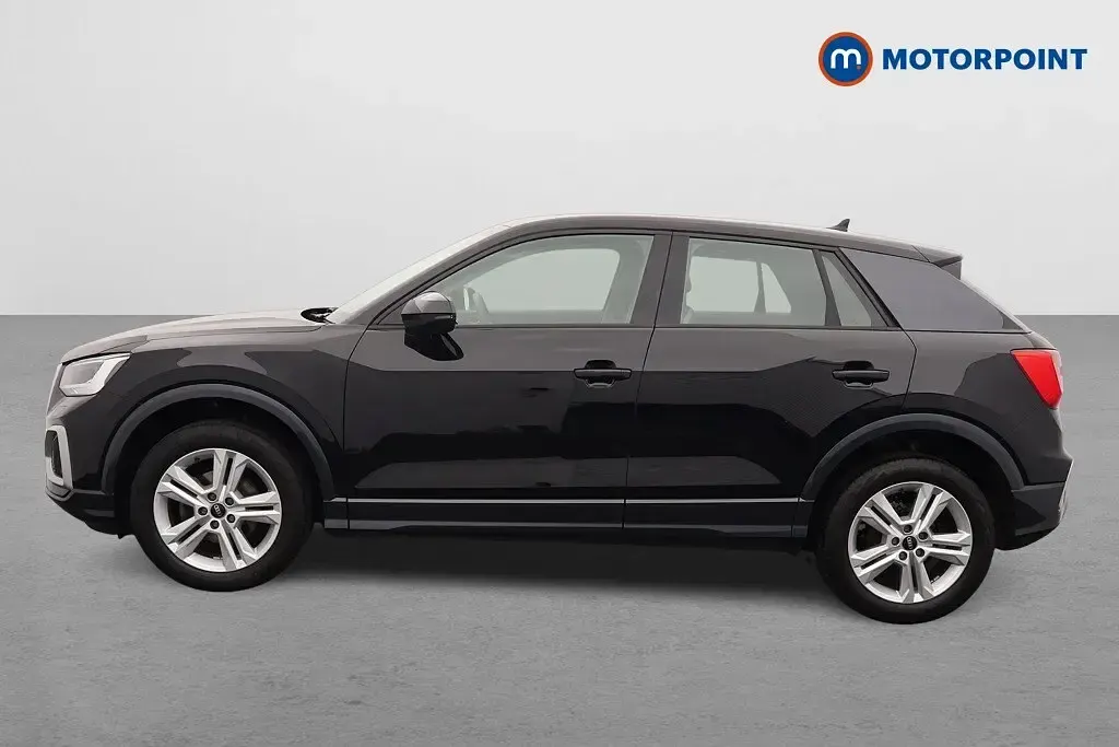 Used Audi Q2 Sport 110 HP (80 kW) 2023 Black SUV