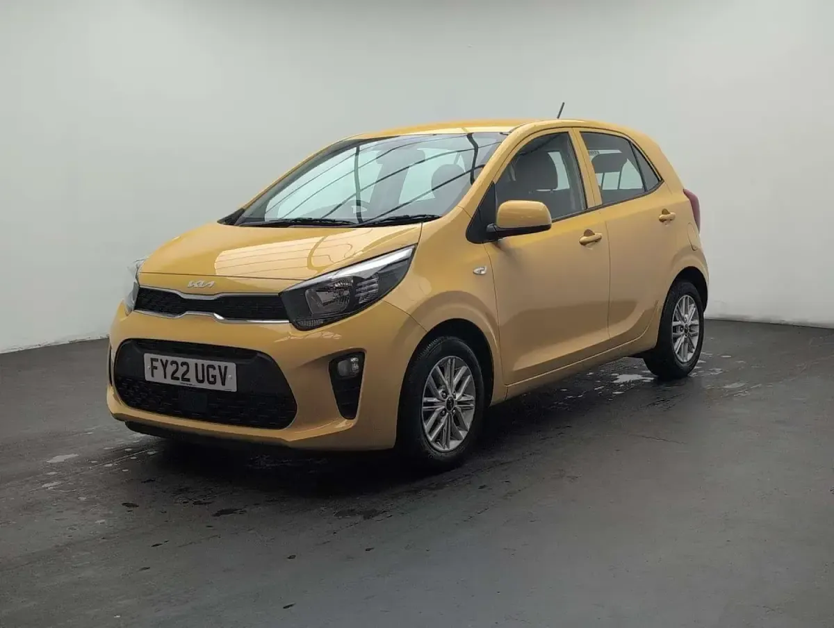 Used Kia Picanto 66 HP (48 kW) 2022 Yellow Hatchback