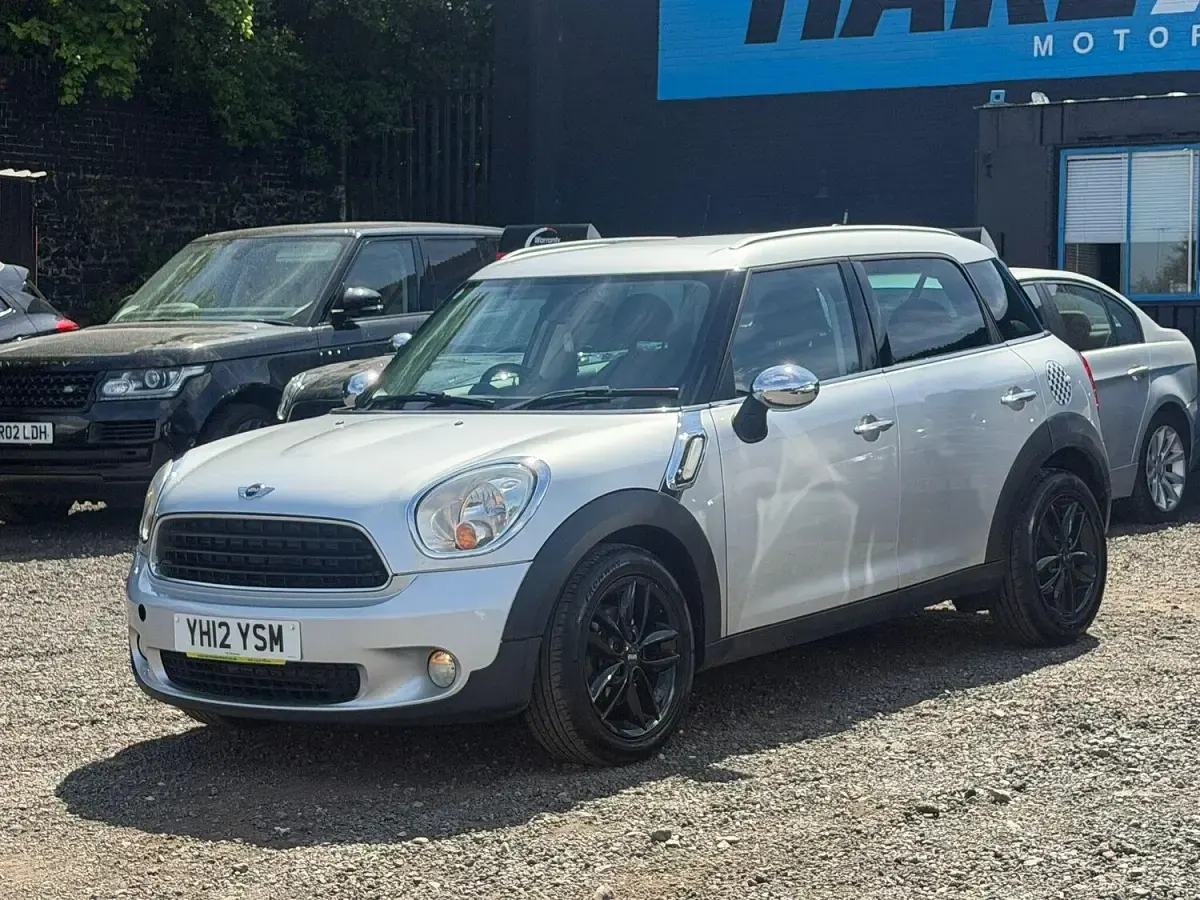Used Mini Cooper D 112 HP (82 kW) 2012 Silver Hatchback
