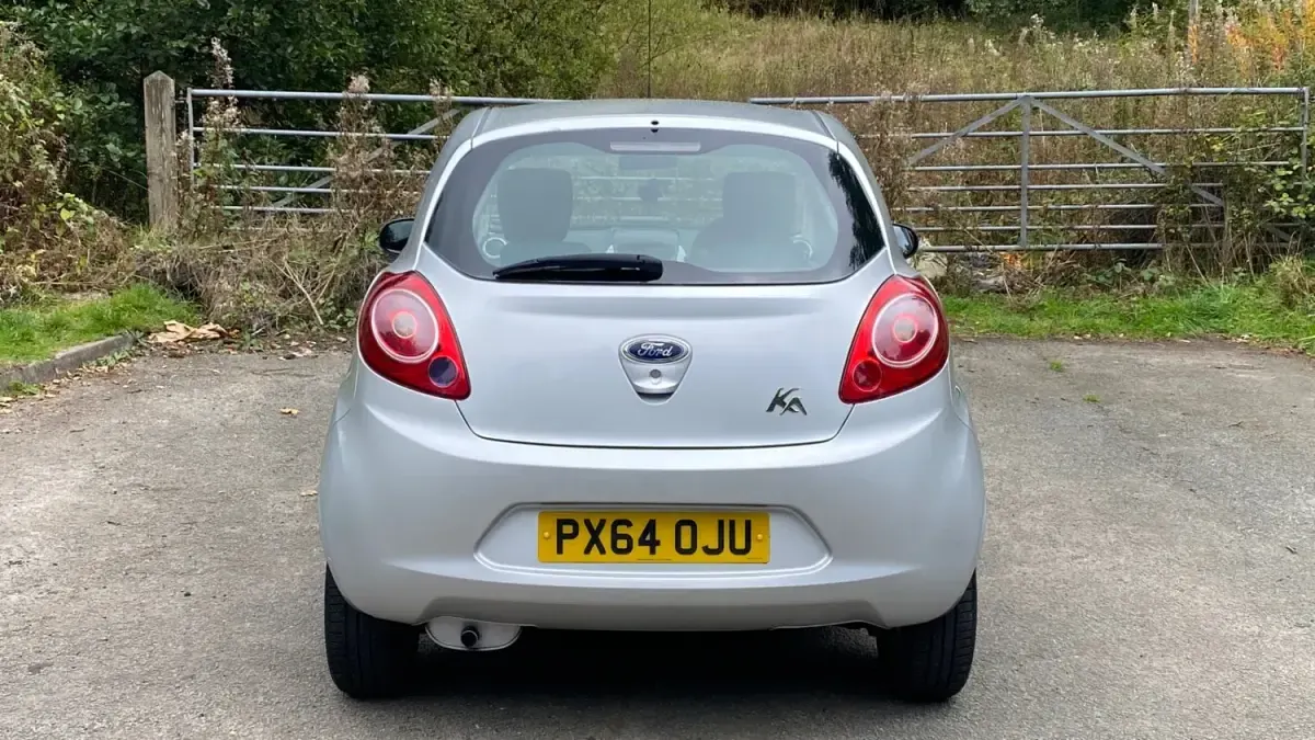 Używany Ford Ka 69 KM (50 kW) 2014 Srebrny Hatchback