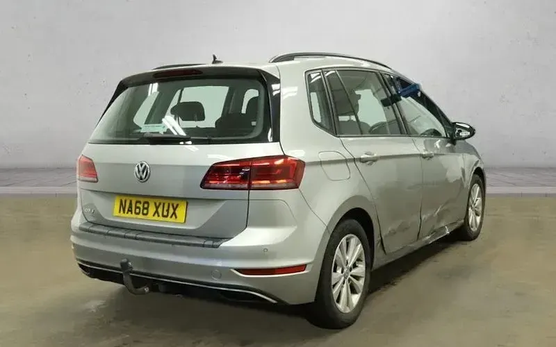 Used VW Golf VII SE 150 HP (110 kW) 2019 Hatchback