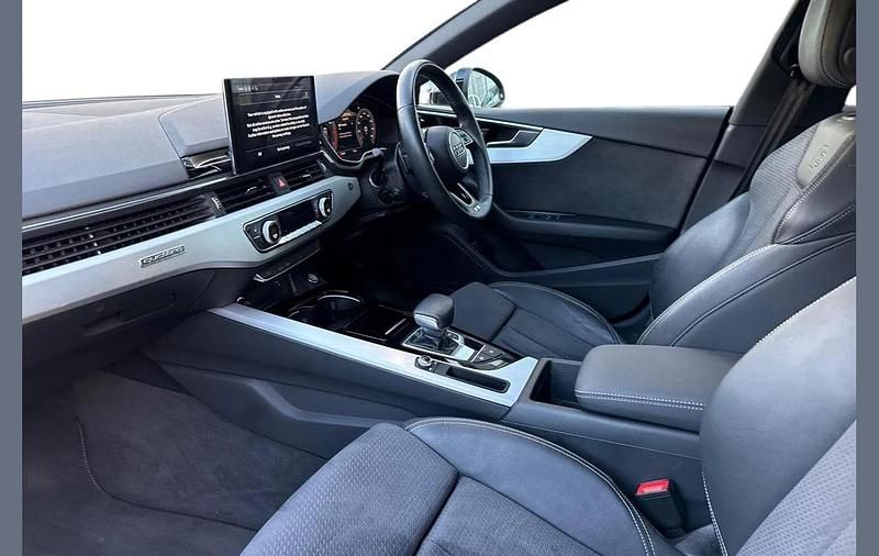 Used Audi A5 Sportback S-Line 201 HP (147 kW) 2023 Black Hatchback