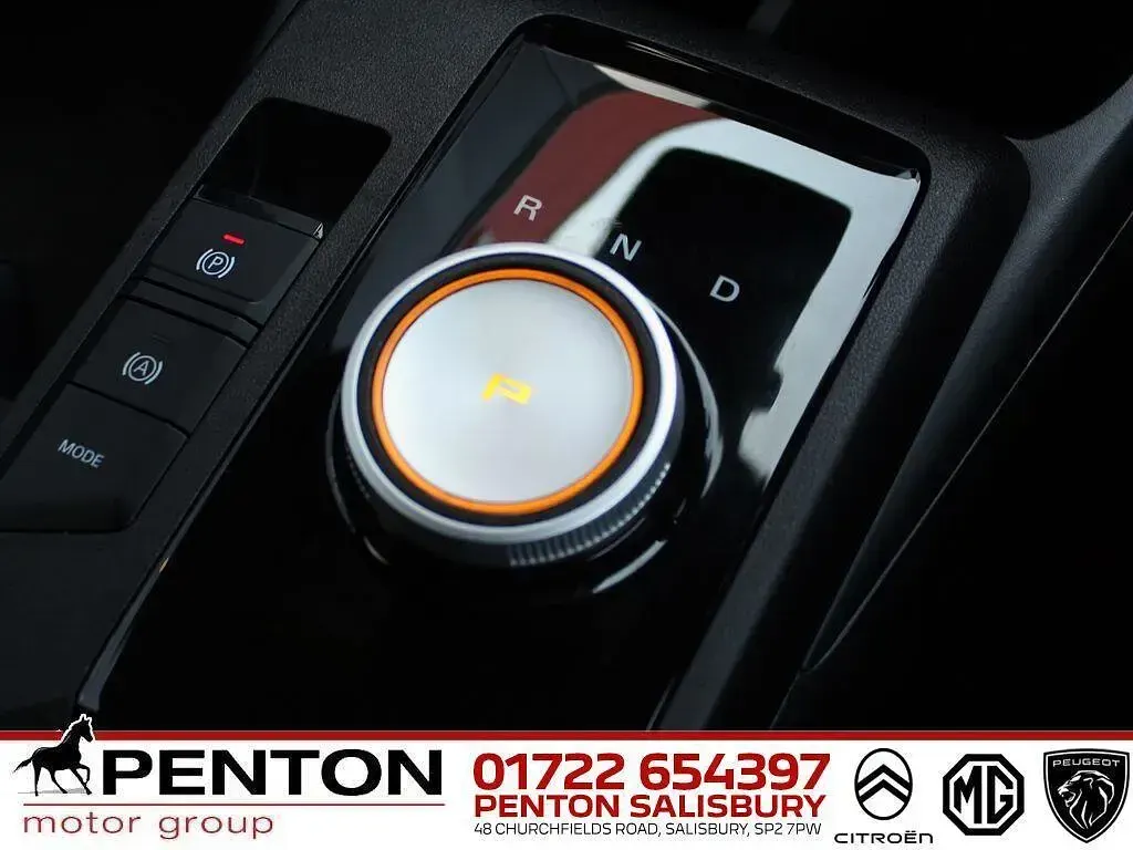 Used MG MG3 Trophy 194 HP (142 kW) 2025 Blue Hatchback
