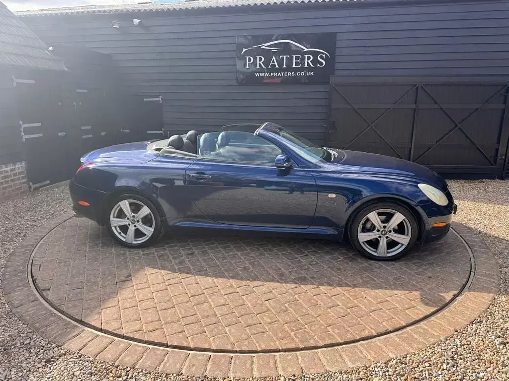 Used Lexus SC430 282 HP (207 kW) 2002 Blue Cabriolet
