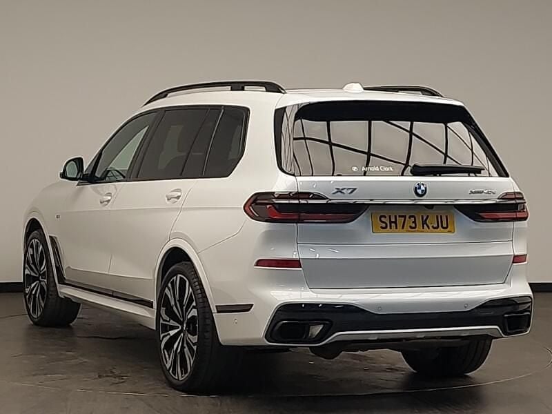 Used BMW X7 M Sport 352 HP (258 kW) 2023 White SUV