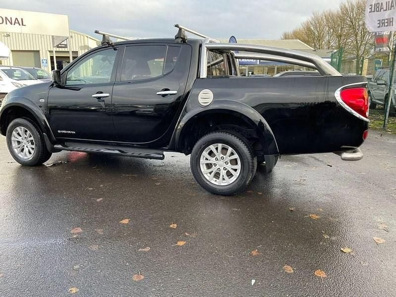 Used Mitsubishi L200 175 HP (128 kW) 2014 Black Pickup