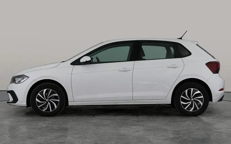 Used VW Polo Life 95 HP (69 kW) 2022 White Hatchback