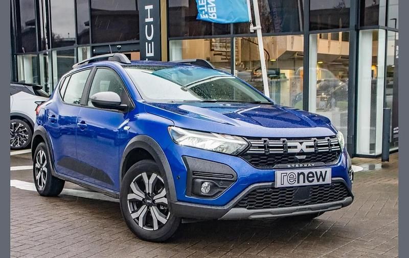 Blue Used 2023 Dacia Sandero Journey SUV | £12,995 (Fair price) - Image 1/4