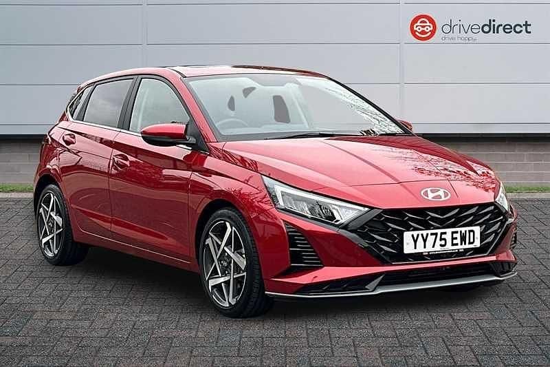 Used Hyundai i20 Ultimate 100 HP (73 kW) 2025 Red Hatchback