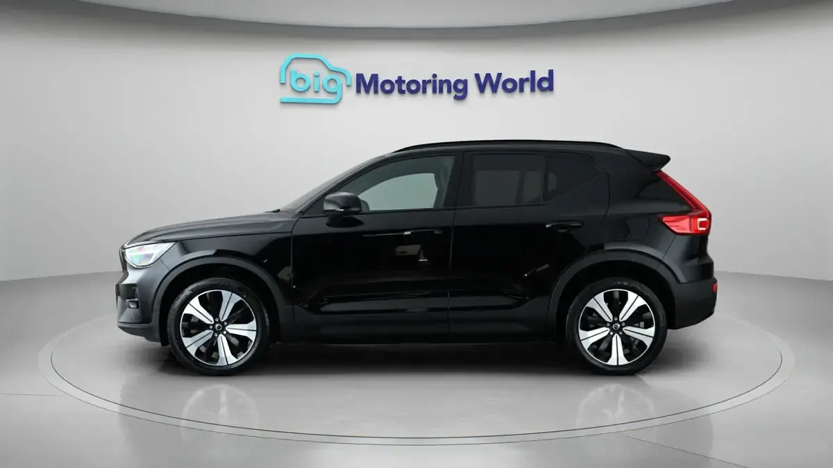 Used Volvo XC40 Plus 300 kW (408 HP) 2023 Black SUV