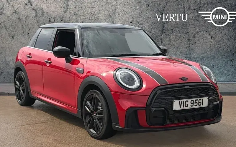 Used Mini Cooper Hatch 136 HP (100 kW) 2022 Hatchback