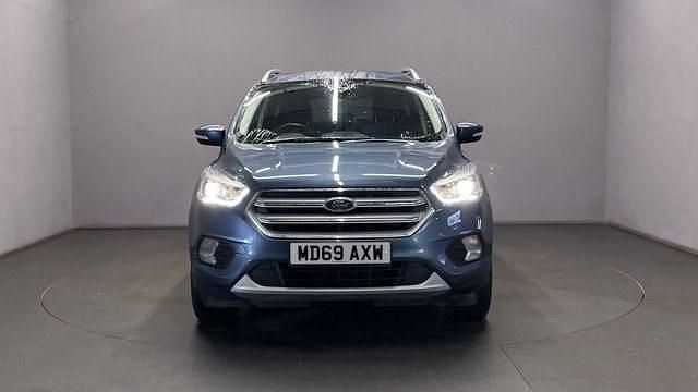 Begagnad Ford Kuga Titanium 150 HK (110 kW) 2019 Blå SUV